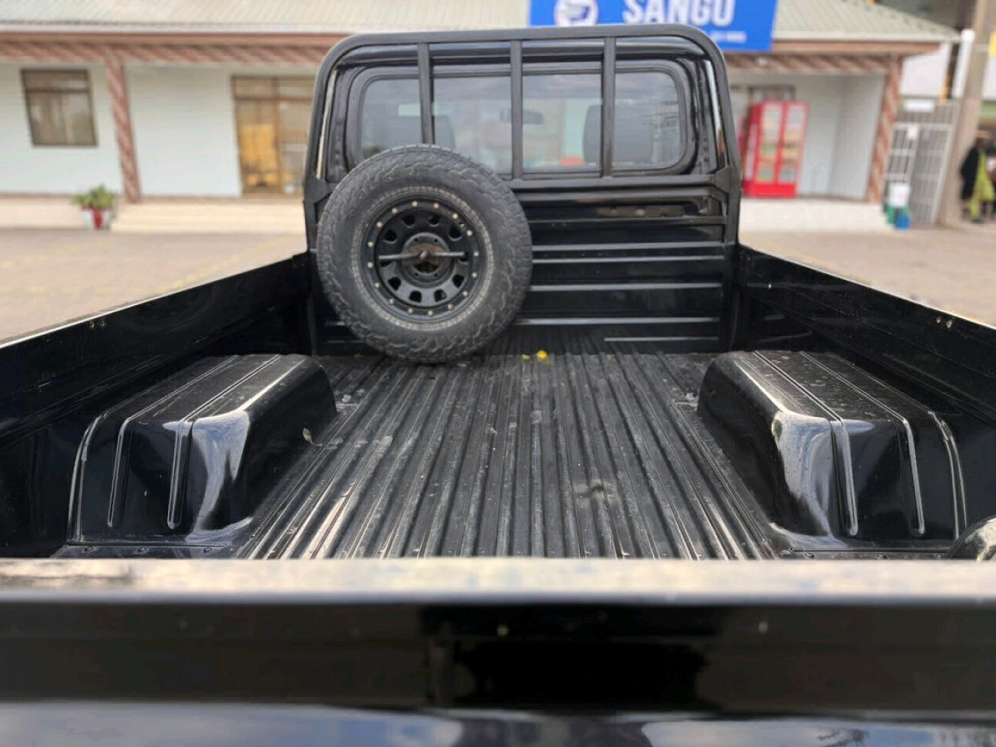 Toyota Land Cruiser 70 Series Pickup Truck thumbnail 5