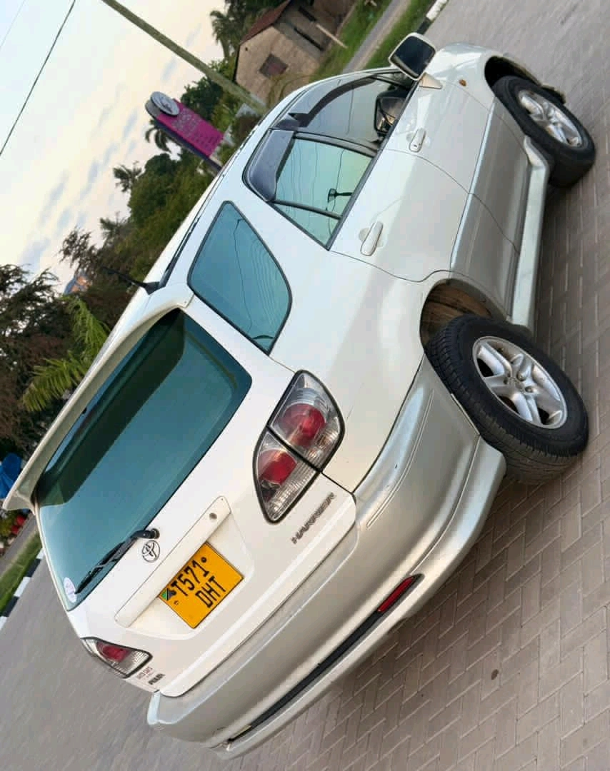 Toyota Harrier Old Model DHT thumbnail 3