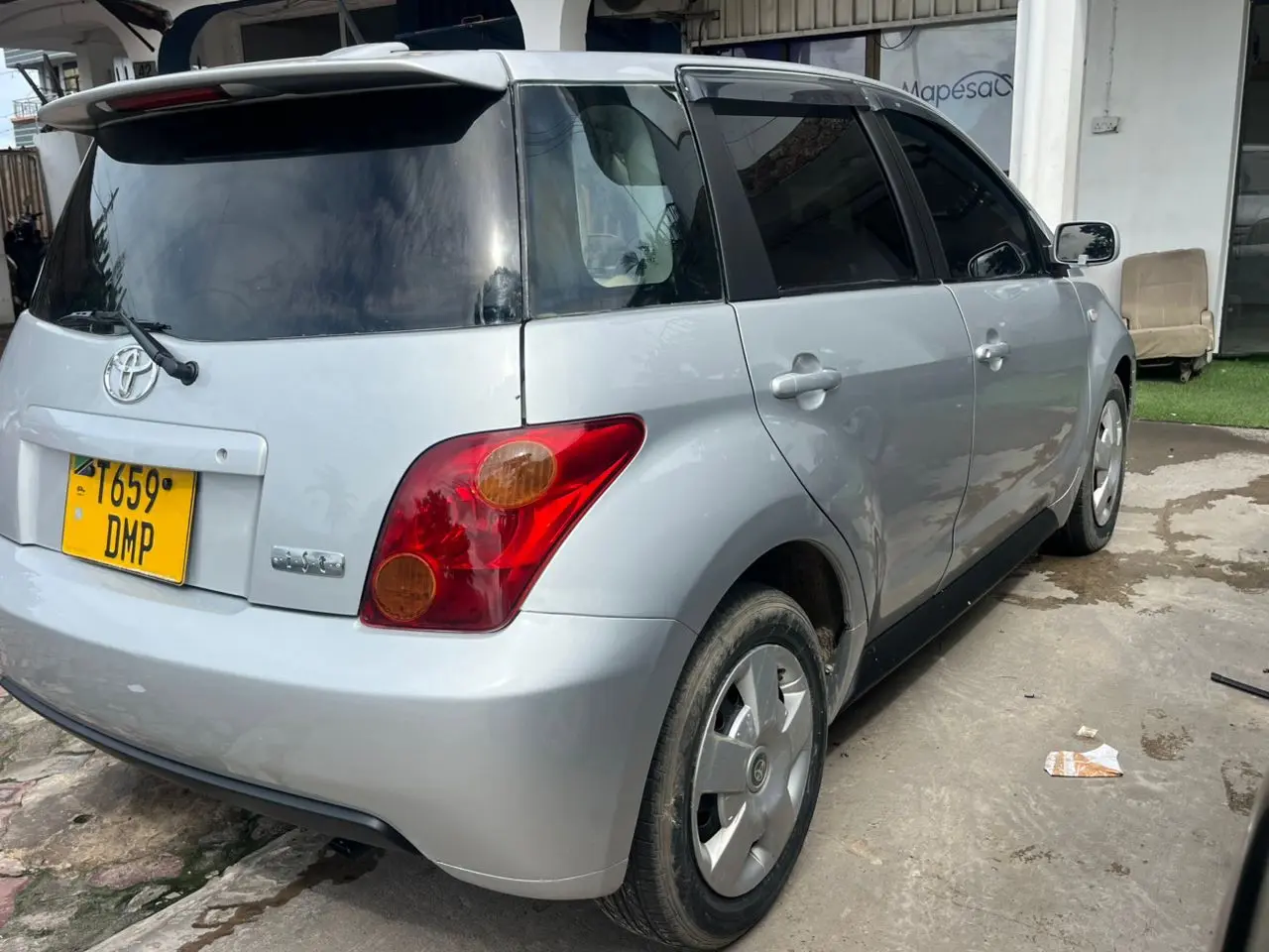 Toyota Ist 2005 Silver (DMP) thumbnail 5