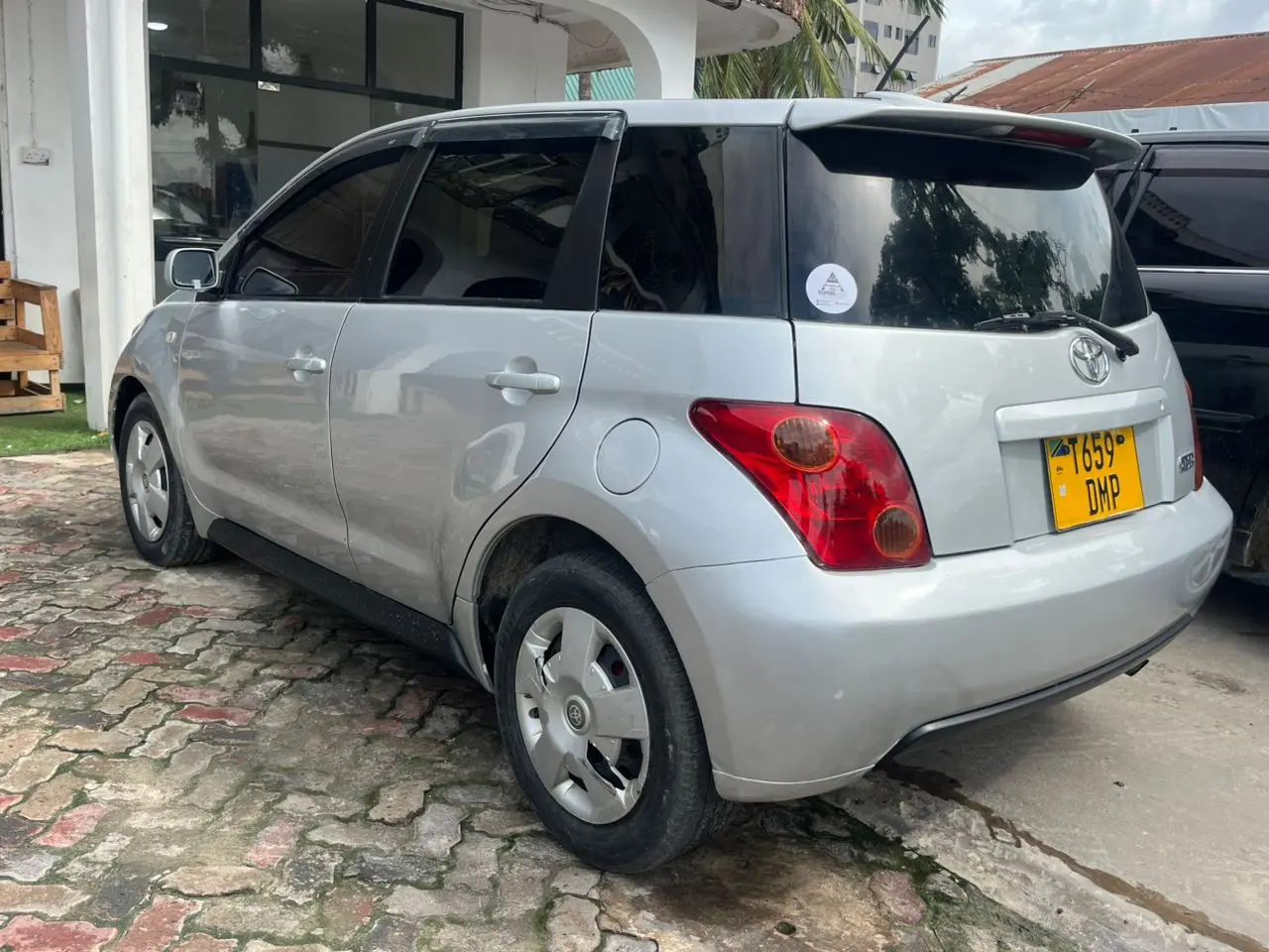 Toyota Ist 2005 Silver (DMP) thumbnail 9