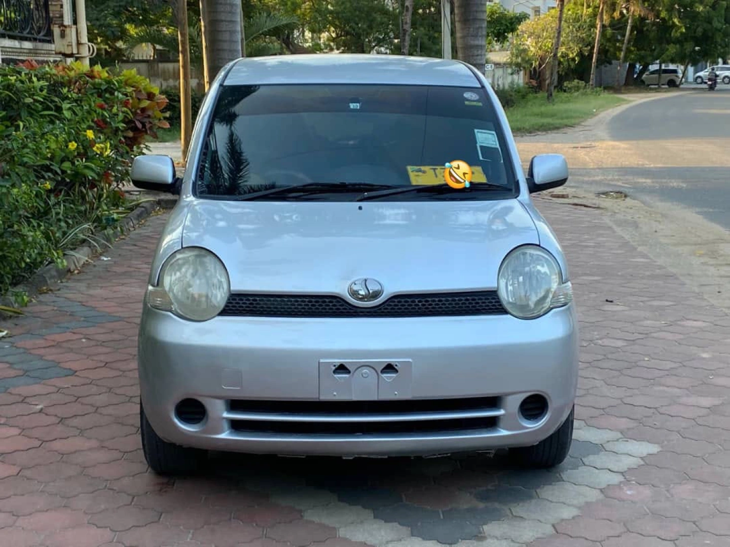 Toyota Sienta DXB REG 2004 Minivan