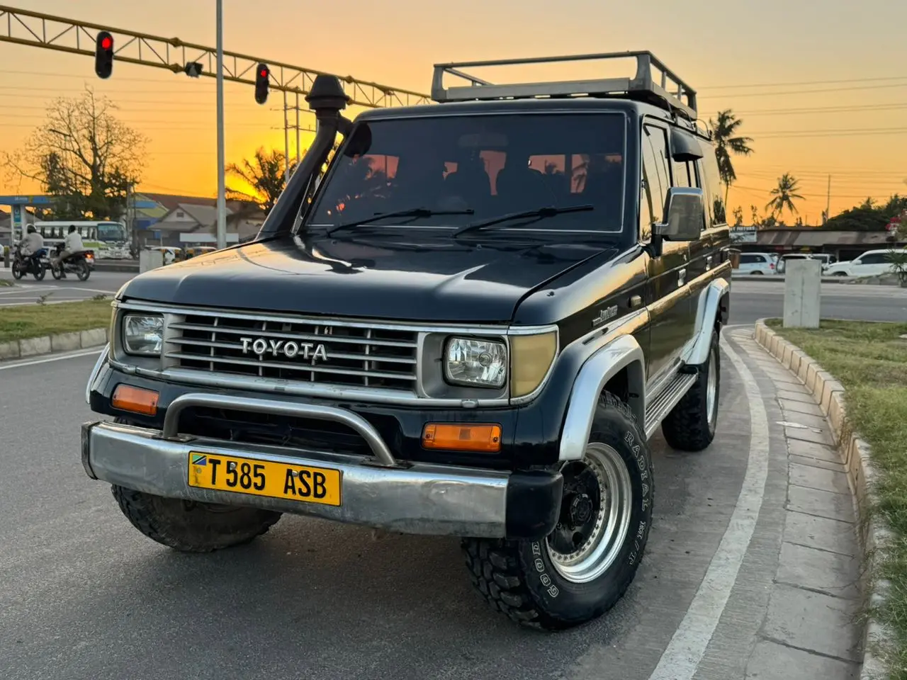 Toyota Land Cruiser Prado 1992 thumbnail 2