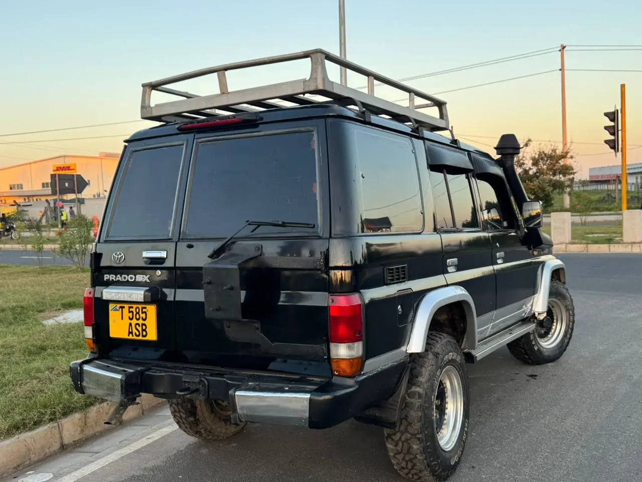 Toyota Land Cruiser Prado 1992 thumbnail 3