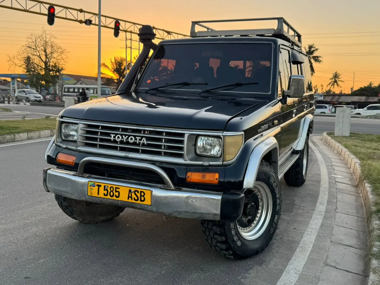 Toyota Land Cruiser Prado 1992 thumbnail 4