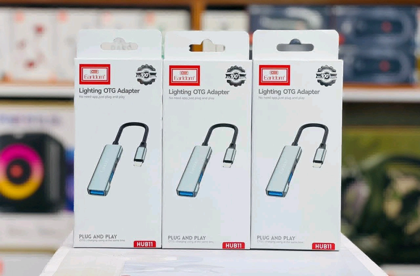 Earldom ET-HUB11 Lightning OTG Adapter for iPhone/iPad
