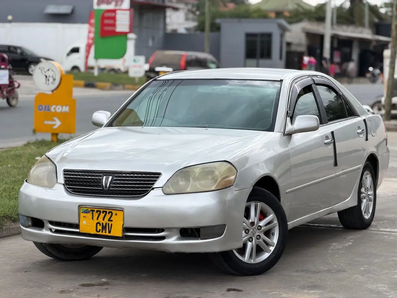 Toyota Mark II Grande 2001 thumbnail 2