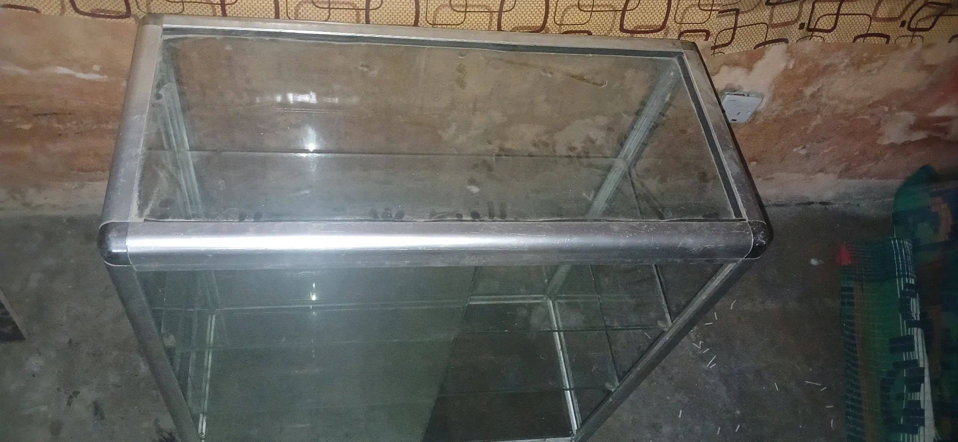 Used Display Cabinet (Kabati)