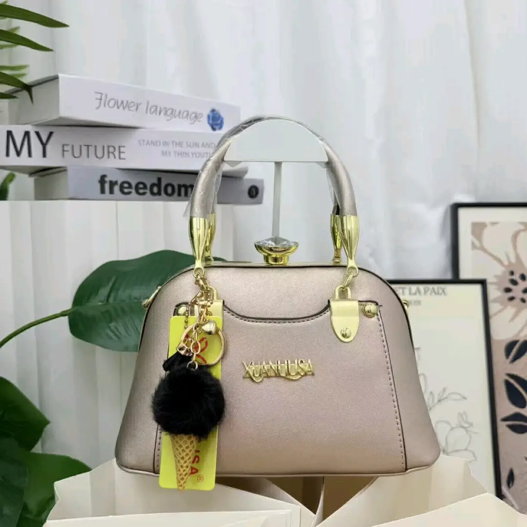 Xuanli Lisa Elegant Handbags thumbnail 2