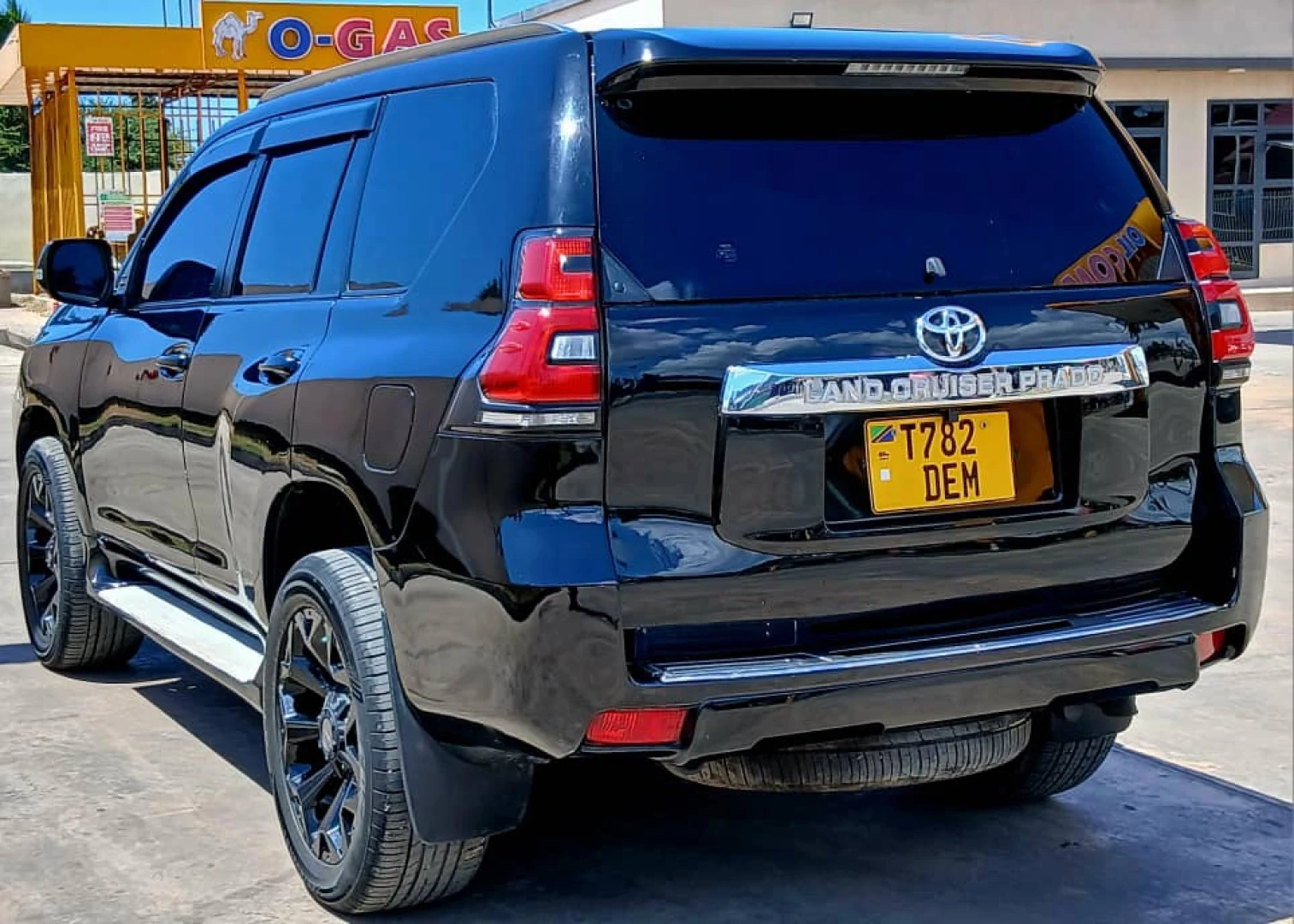 Toyota Land Cruiser Prado 150 2018 Automatic thumbnail 2