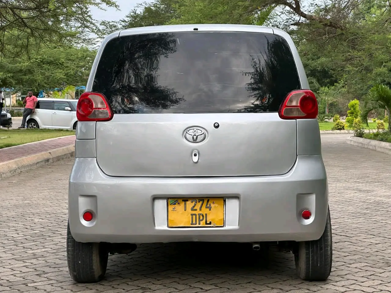 Toyota Porte 2004 Silver thumbnail 5