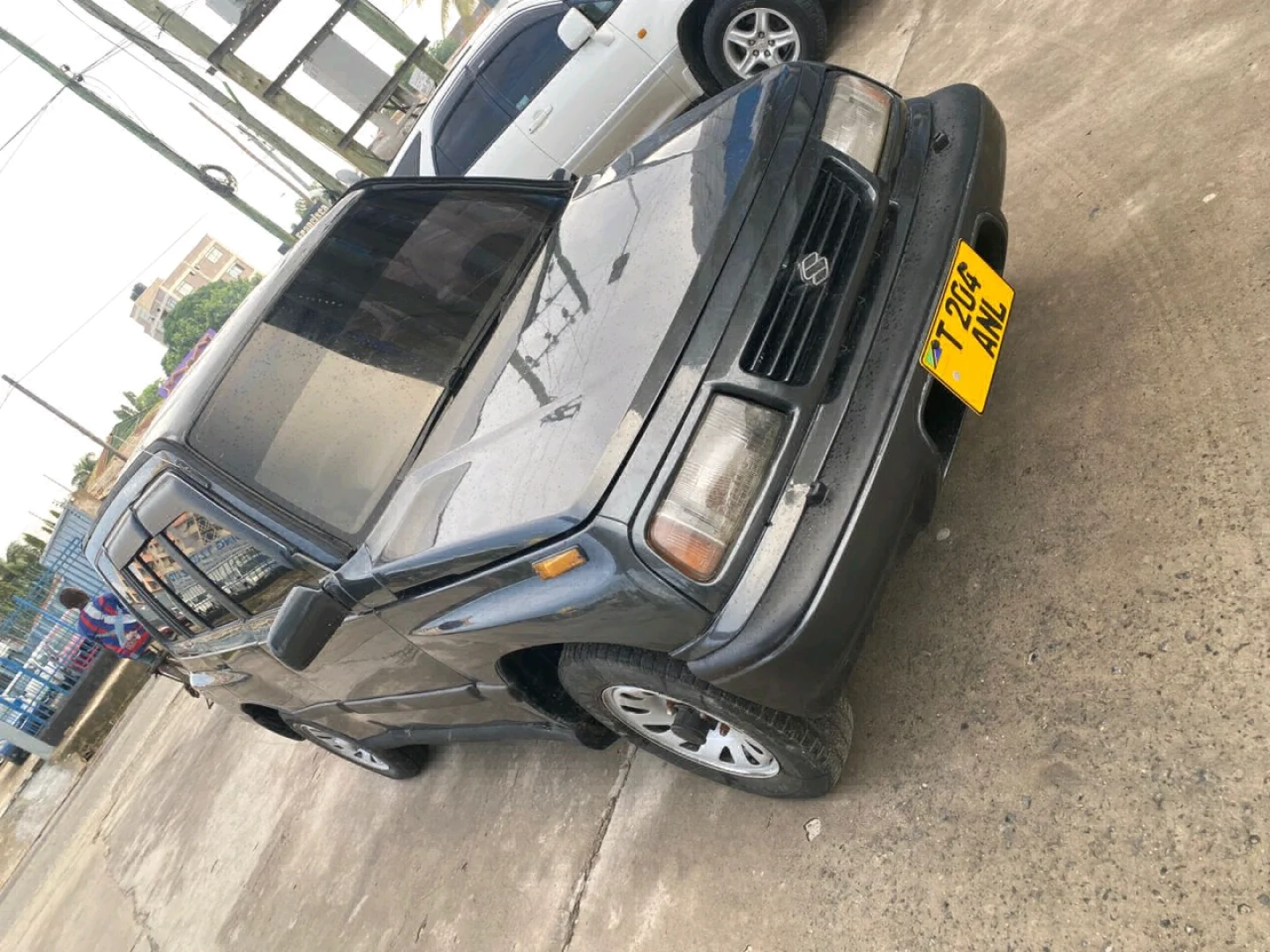 Suzuki Escudo SUV 1997 Automatic thumbnail 2