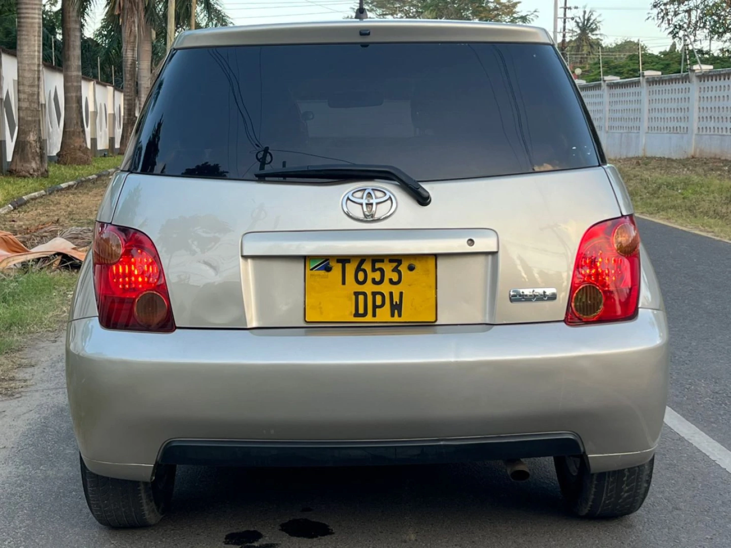 Toyota Ist 2005 Gold 1290cc (Exchange Allowed)