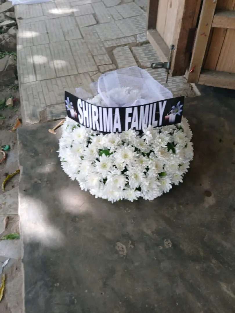 Funeral Wreath Flowers - Namanga thumbnail 5
