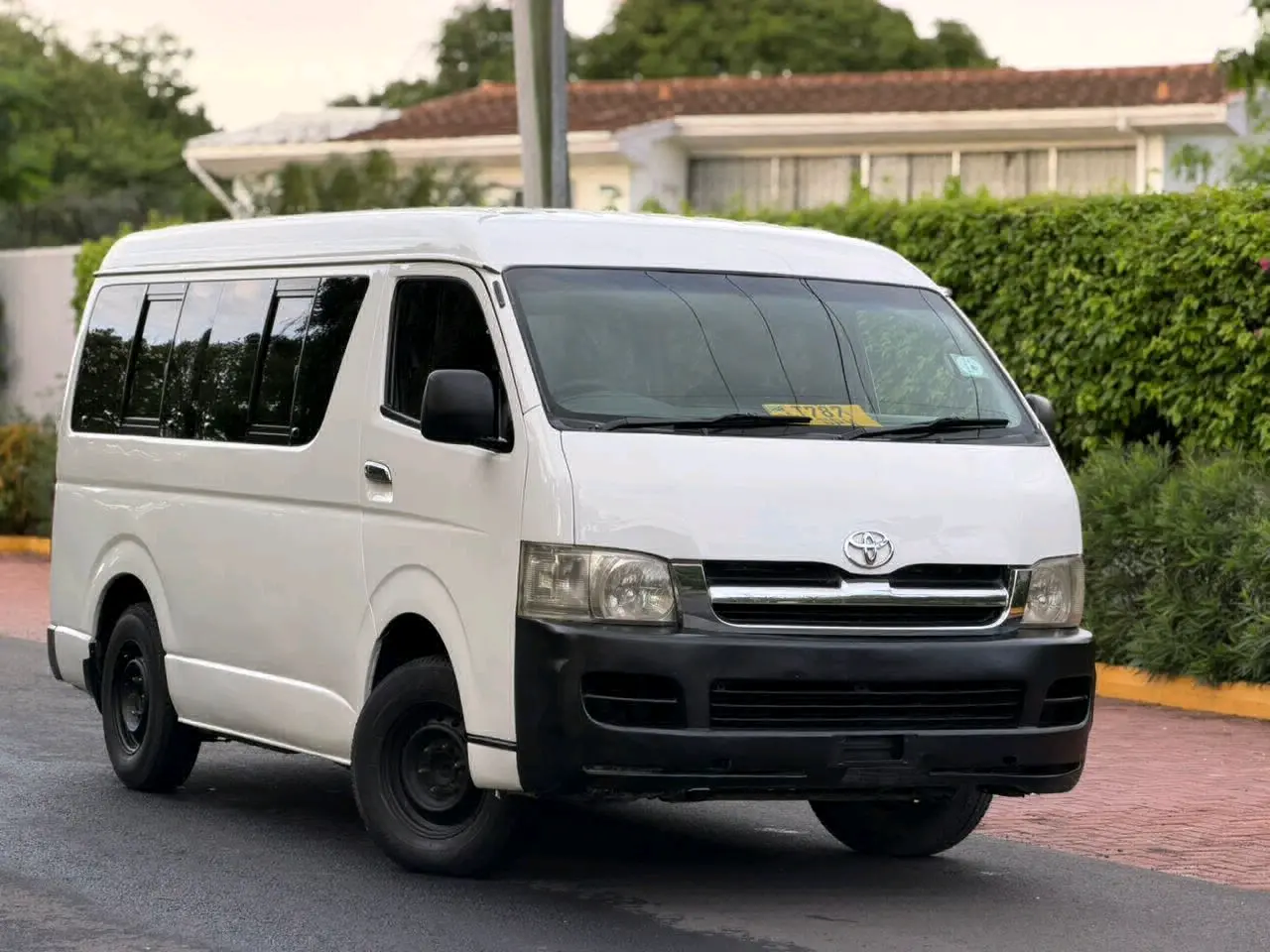 Toyota Hiace Quantum 2010