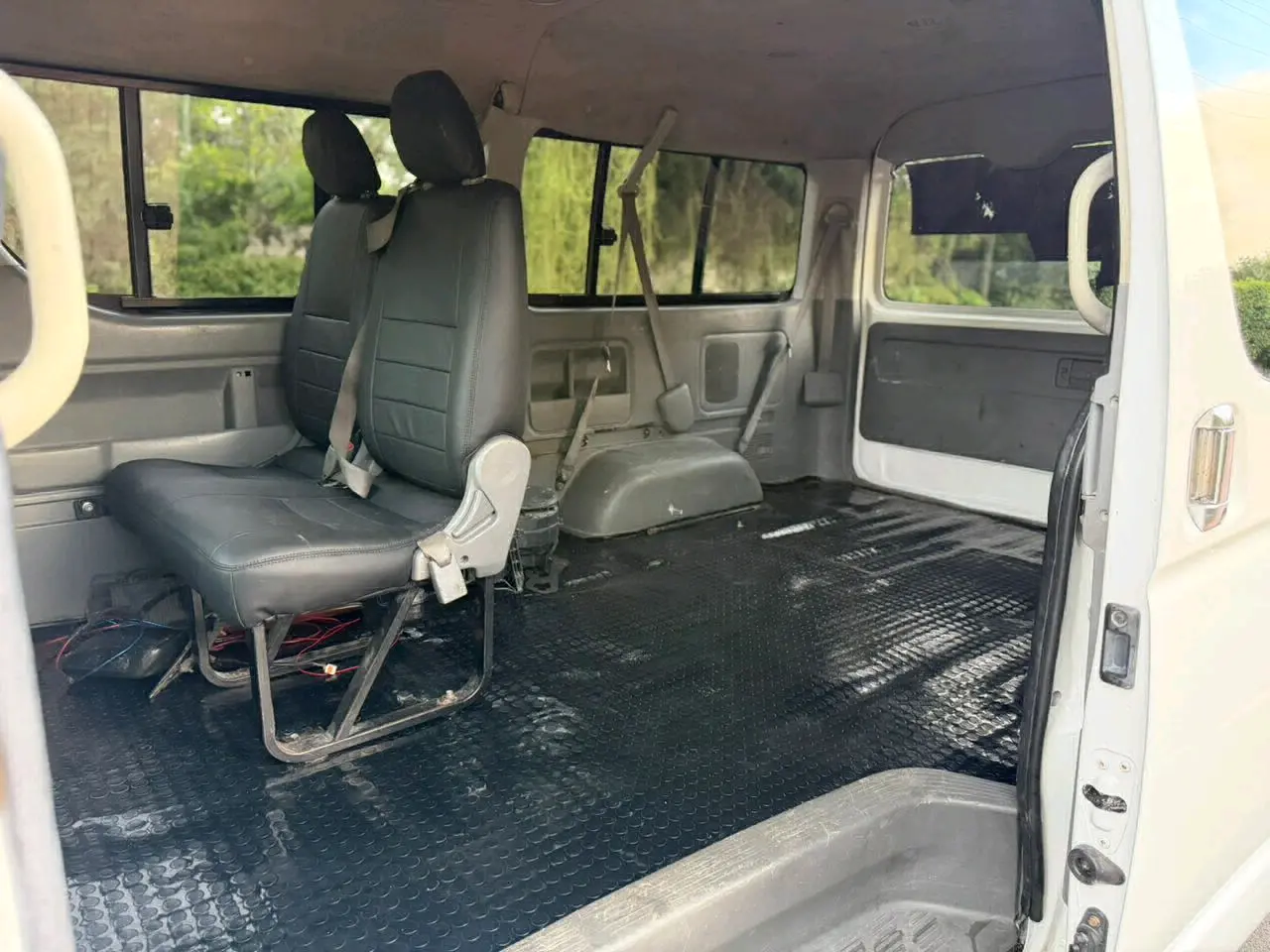 Toyota Hiace Quantum 2010 thumbnail 7