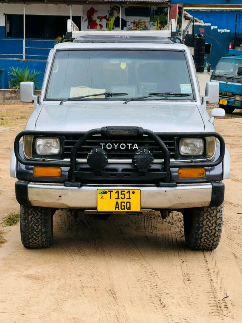 Toyota Land Cruiser Prado II SUV 2446cc thumbnail 2