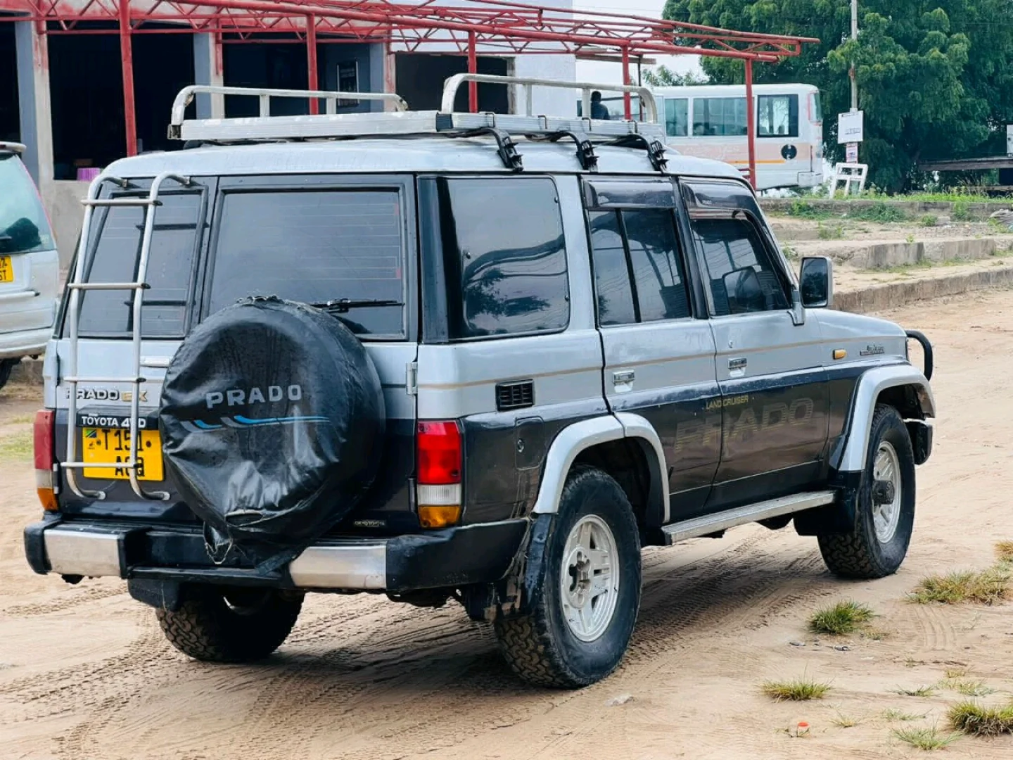 Toyota Land Cruiser Prado II SUV 2446cc thumbnail 4