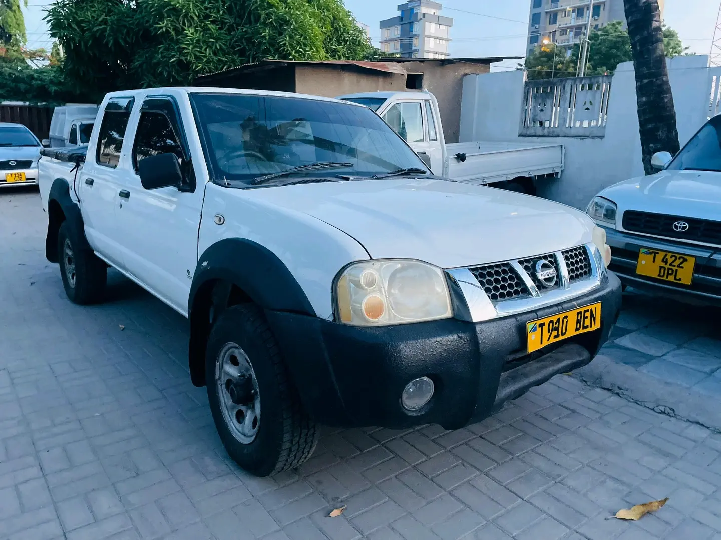 Nissan Hardbody Pickup Truck 2010 (Qd32) thumbnail 6