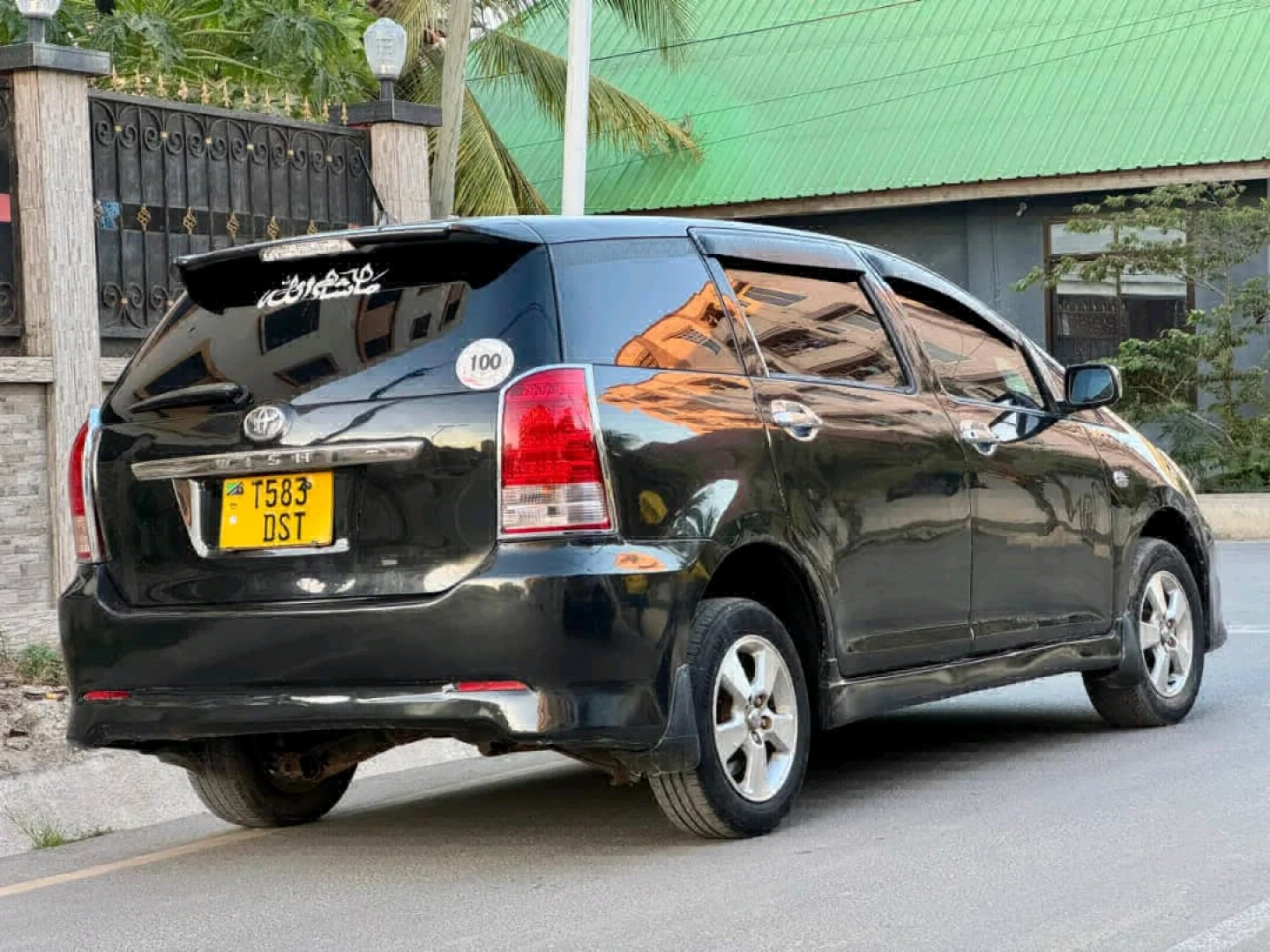 Black Toyota Wish 2005 Full AC (Reg No. DST) thumbnail 3