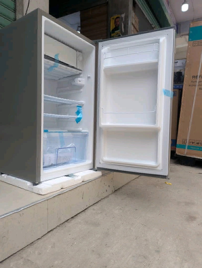 ADH 100L Mini Fridge with Top Freezer thumbnail 4