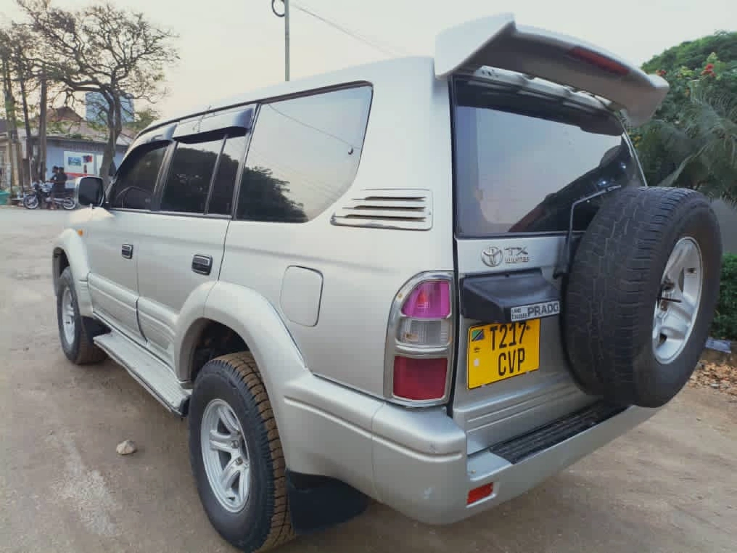 Toyota Land Cruiser Prado Mchaga 2001 thumbnail 4