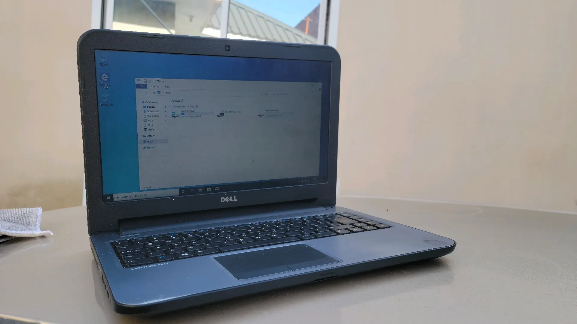 Dell Latitude 3440 Laptop i5, 4GB RAM, 500GB HDD thumbnail 3