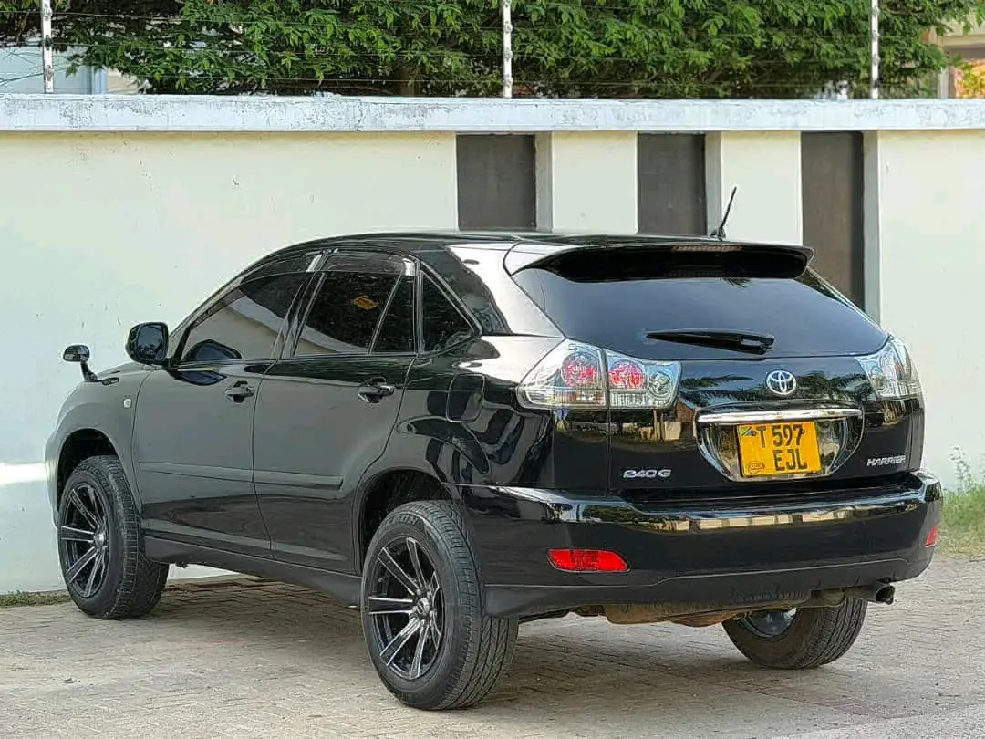 Toyota Harrier 2006 Nyeusi thumbnail 3