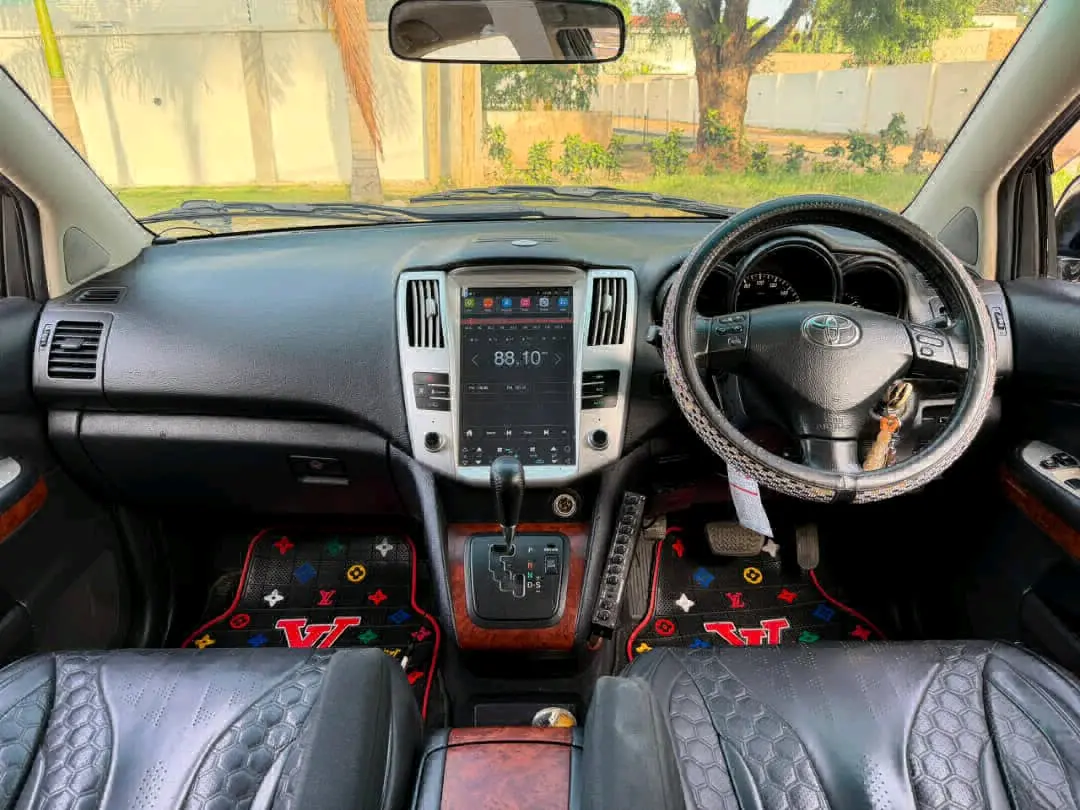 Toyota Harrier 2006 Nyeusi thumbnail 9