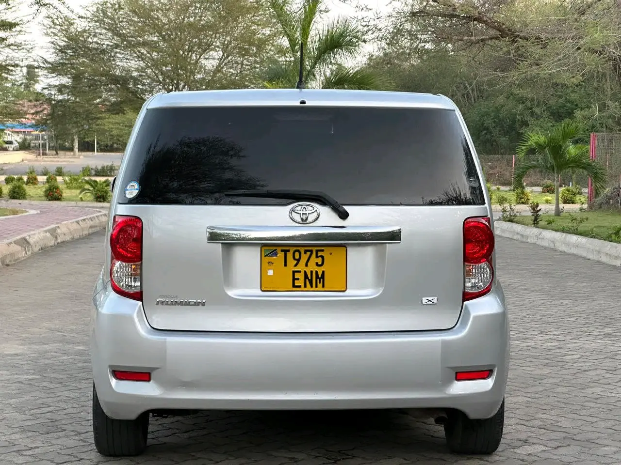 2009 Silver Toyota Rumion 1.5L AC Exchange Allowed thumbnail 4