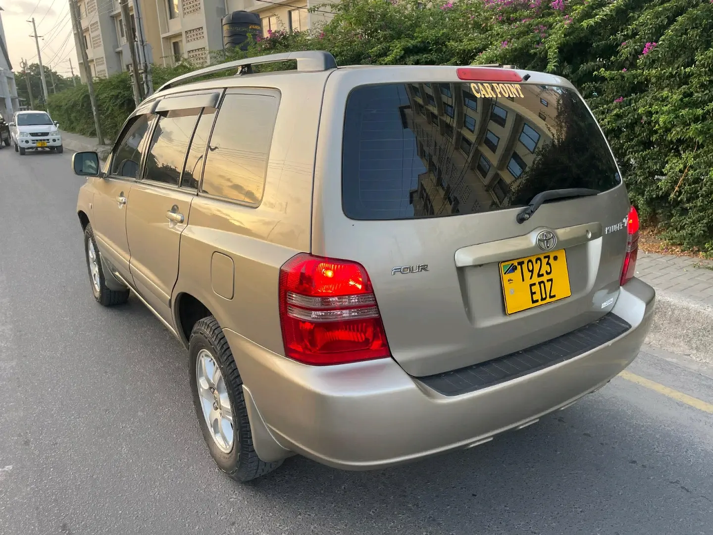 Toyota Kluger 2002, Gold/Beige thumbnail 7