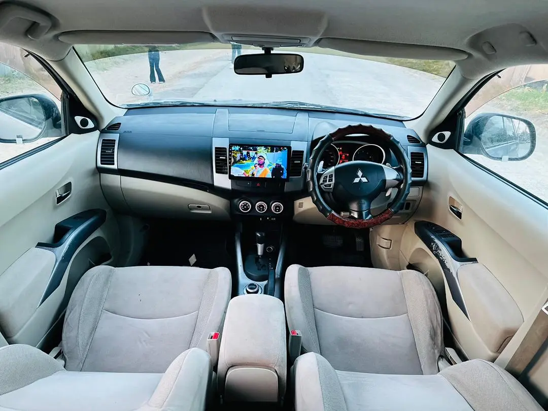 2008 Mitsubishi Outlander 2350cc Automatic thumbnail 8
