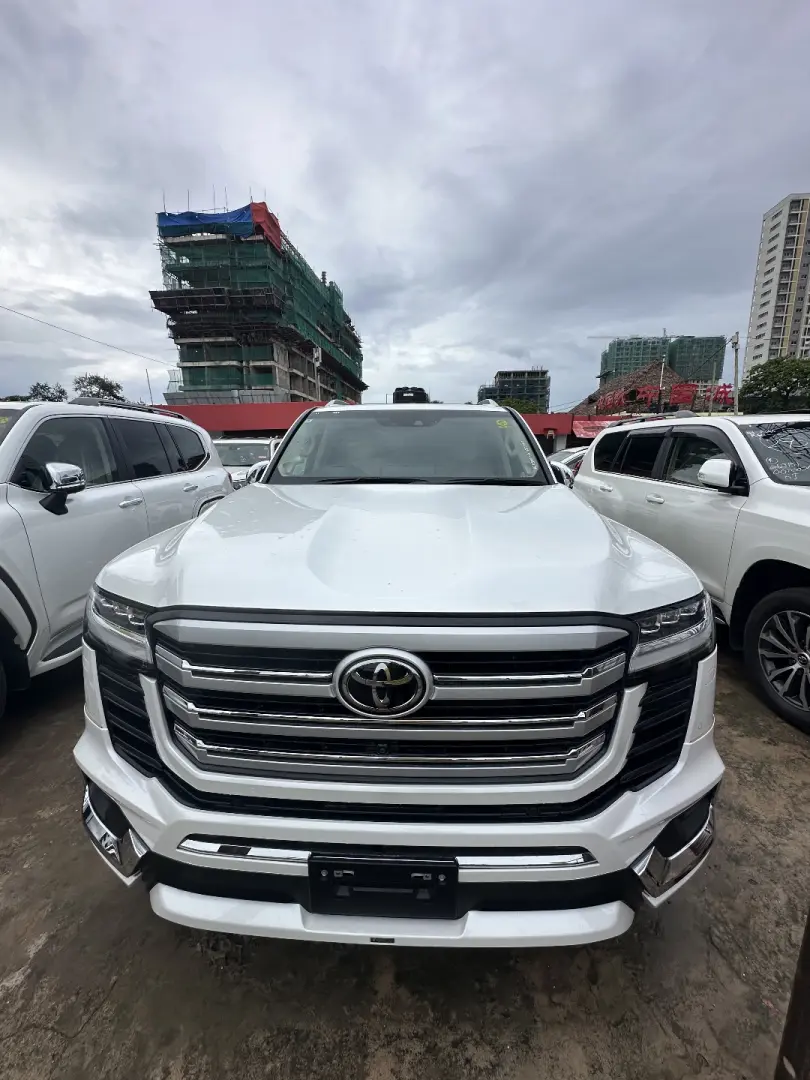 2023 Toyota Land Cruiser ZX 3.5L Twin Turbo
