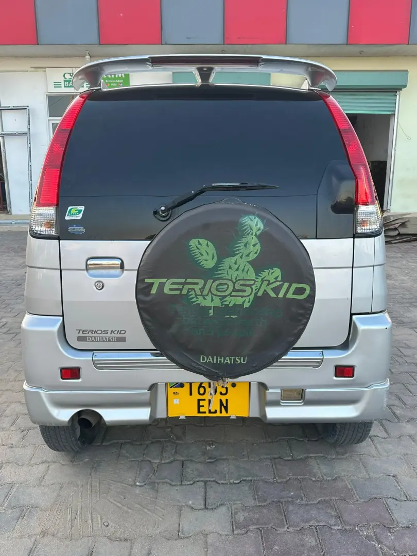 Daihatsu Terios Kid thumbnail 3