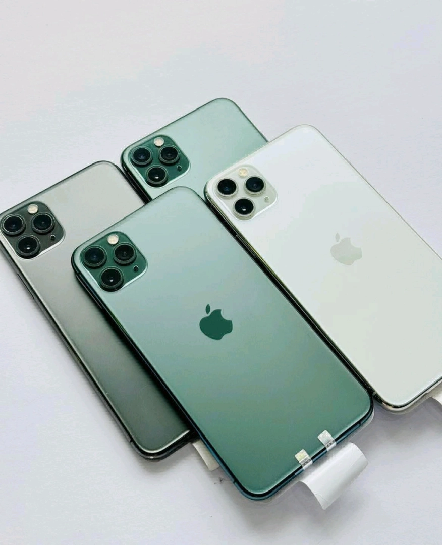 Apple iPhone 11 Pro Max 64GB/256GB thumbnail 3