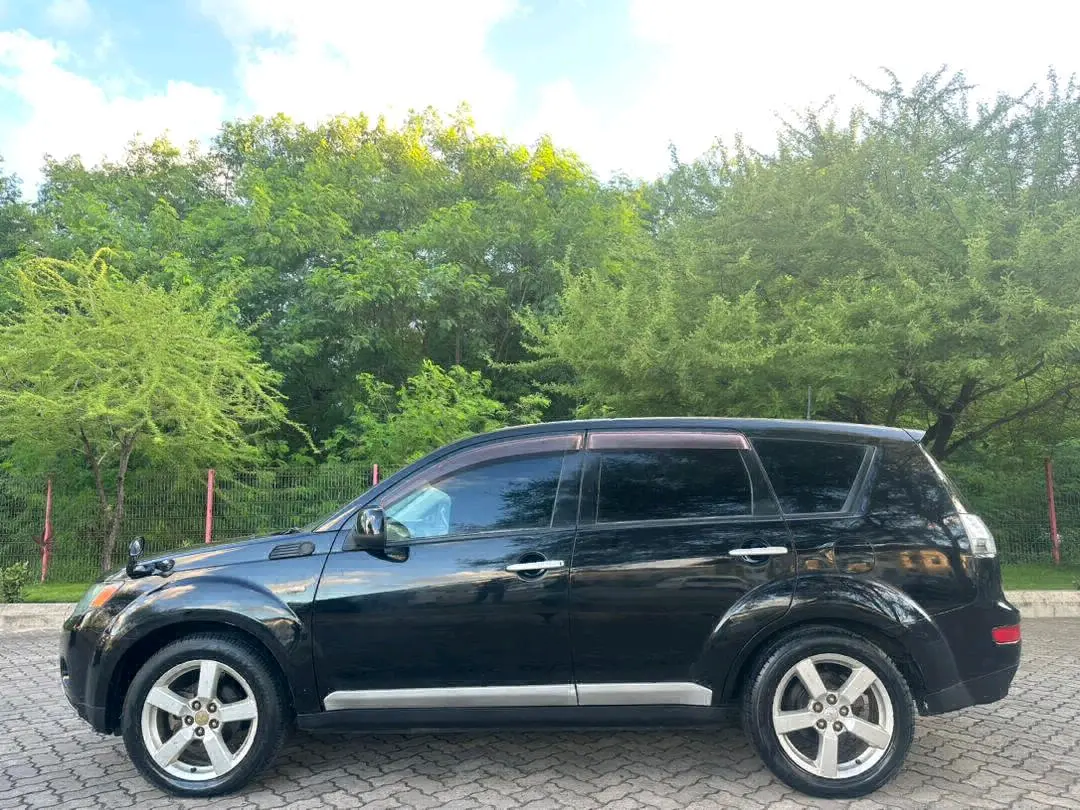 2007 Mitsubishi Outlander (EHB) thumbnail 7