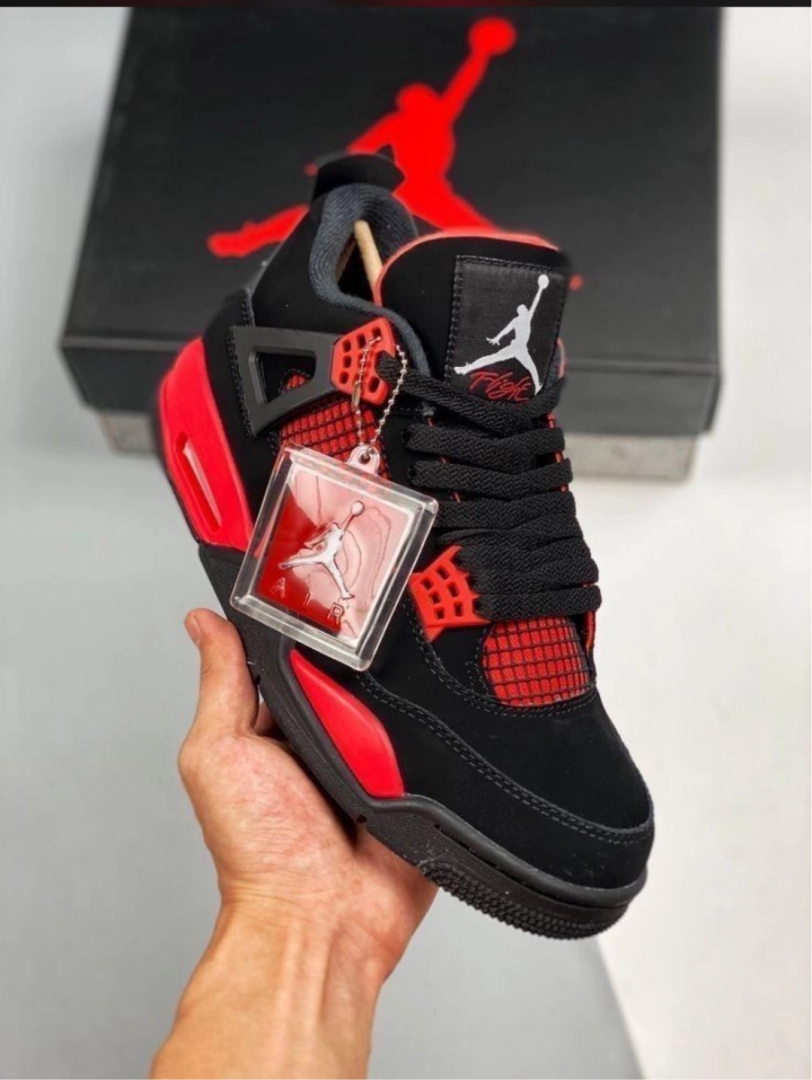Air Jordan 4 Black and White Sneakers thumbnail 4