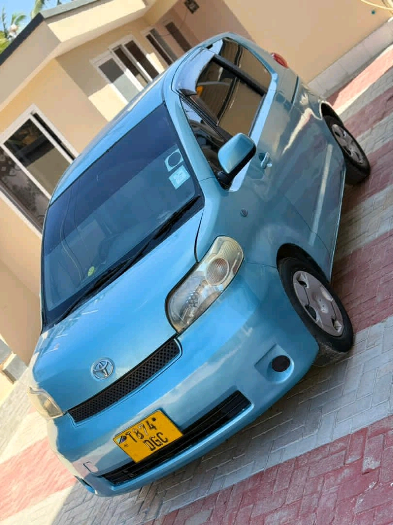 Toyota Porte Blue, Full AC, 1290 CC thumbnail 4