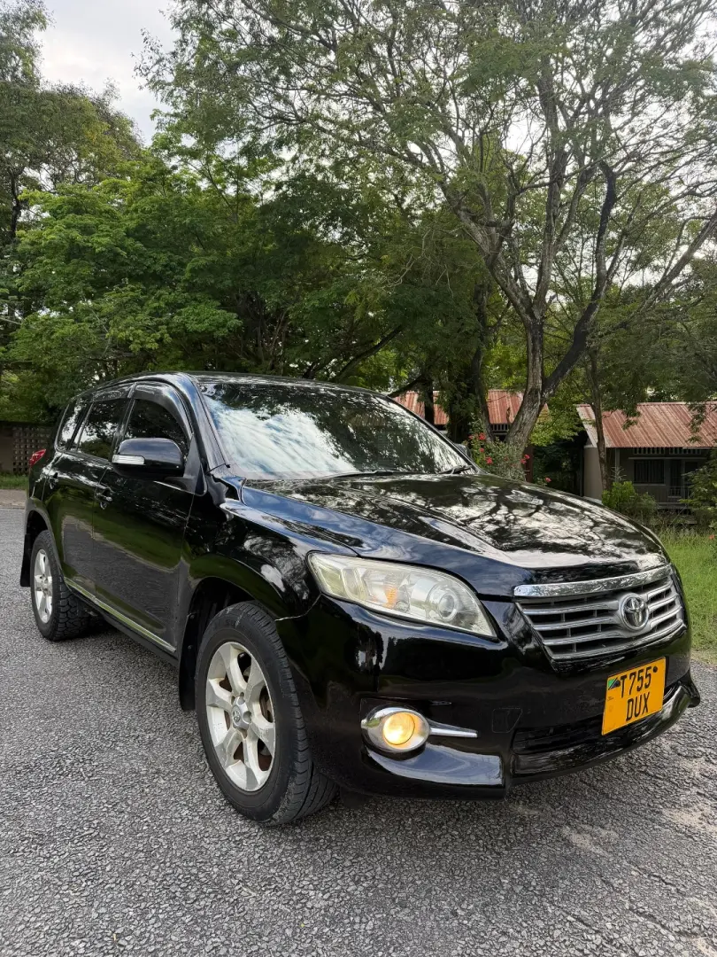 Toyota Vanguard 2010 thumbnail 2