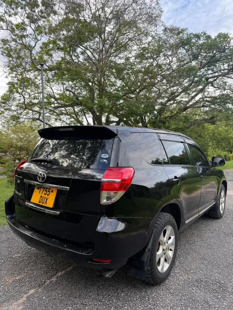 Toyota Vanguard 2010 thumbnail 7