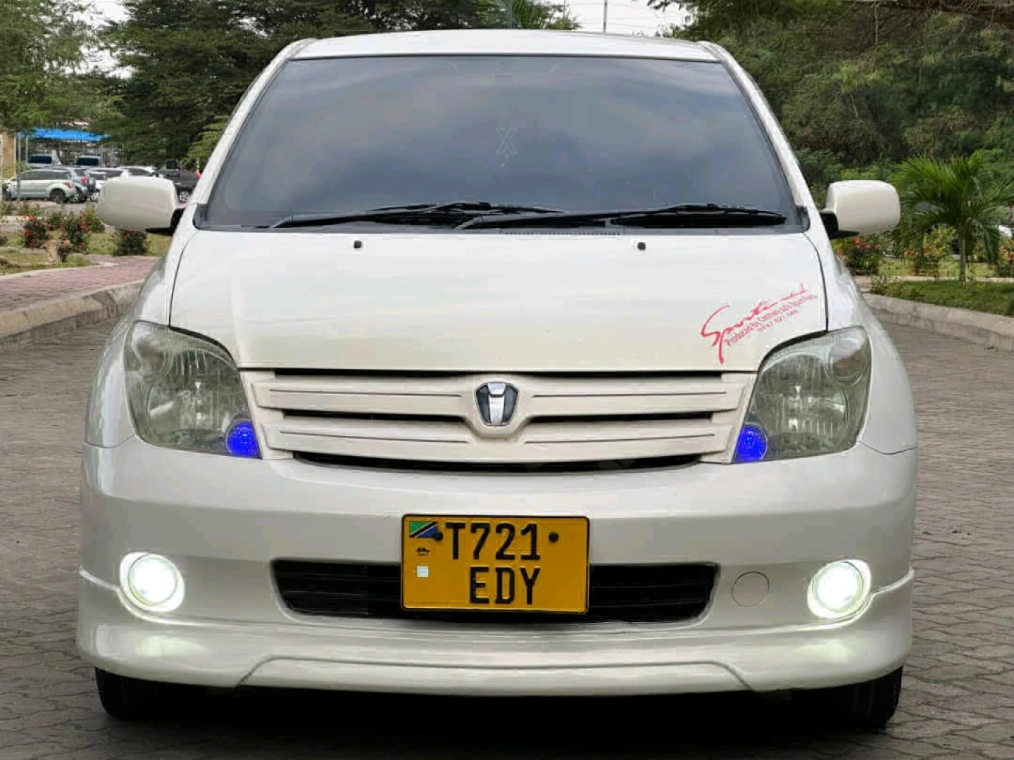 Toyota Ist Car