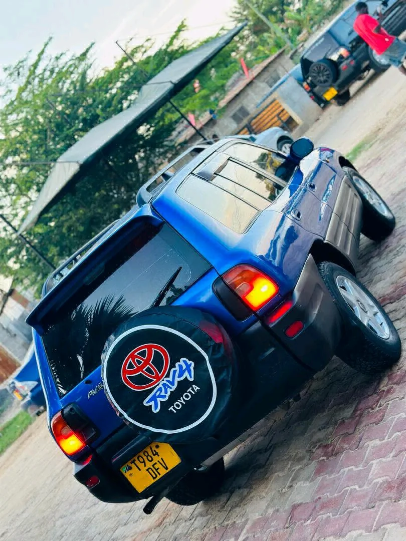 Toyota RAV4 Old Model (Reg DFV) thumbnail 6