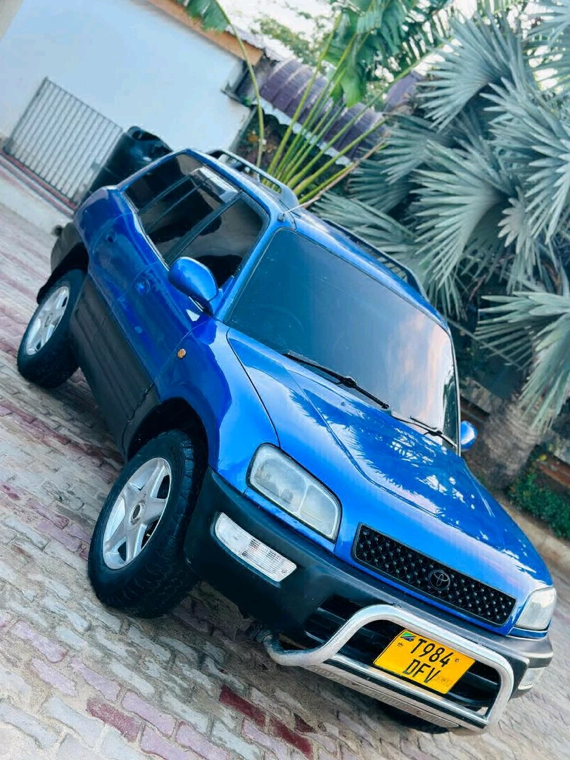 Toyota RAV4 Old Model (Reg DFV) thumbnail 7