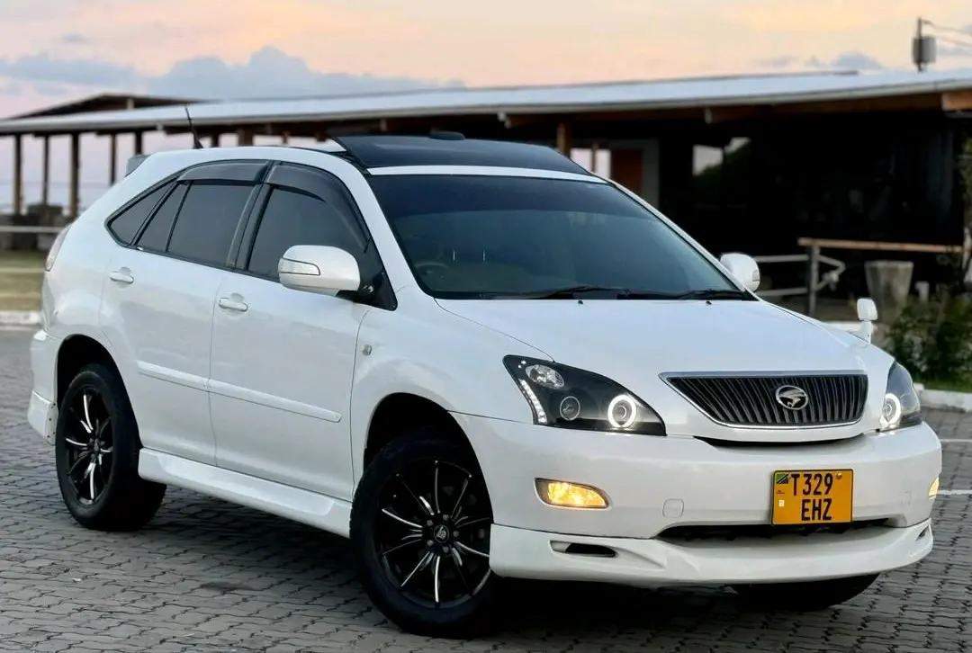 Toyota Harrier 2006, White, Full Option