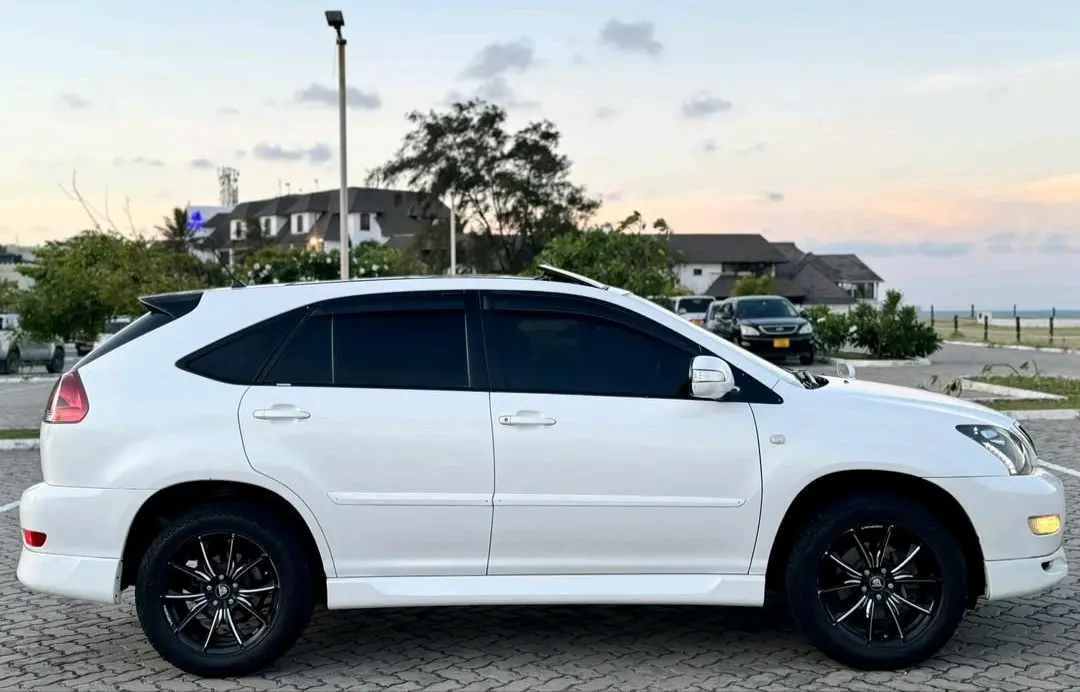 Toyota Harrier 2006, White, Full Option thumbnail 6