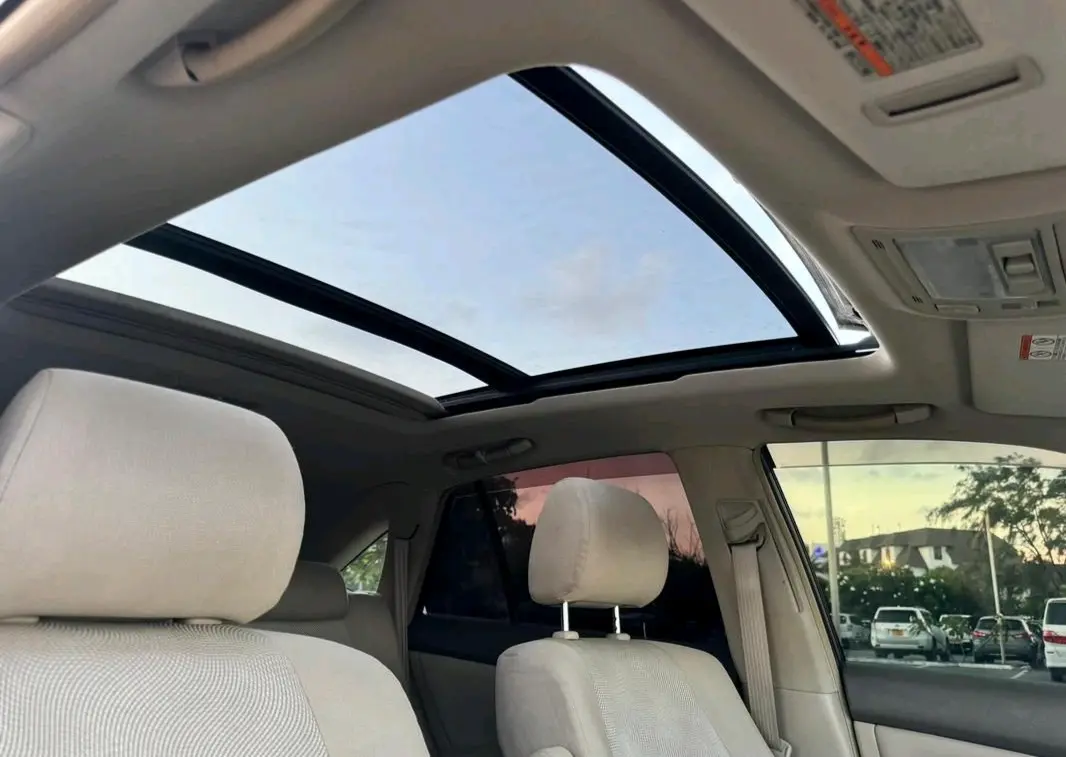 Toyota Harrier 2006, White, Full Option thumbnail 7