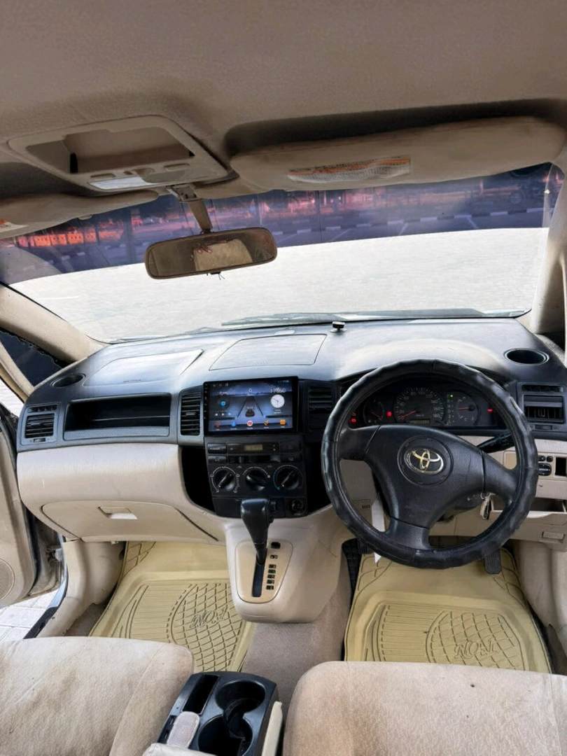 Used Silver Toyota Spacio 1490cc thumbnail 7