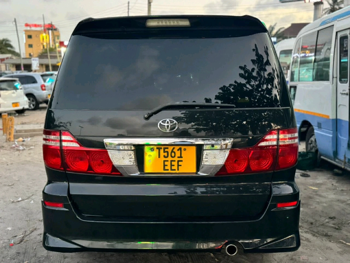 Toyota Alphard EEF 2007 Minivan