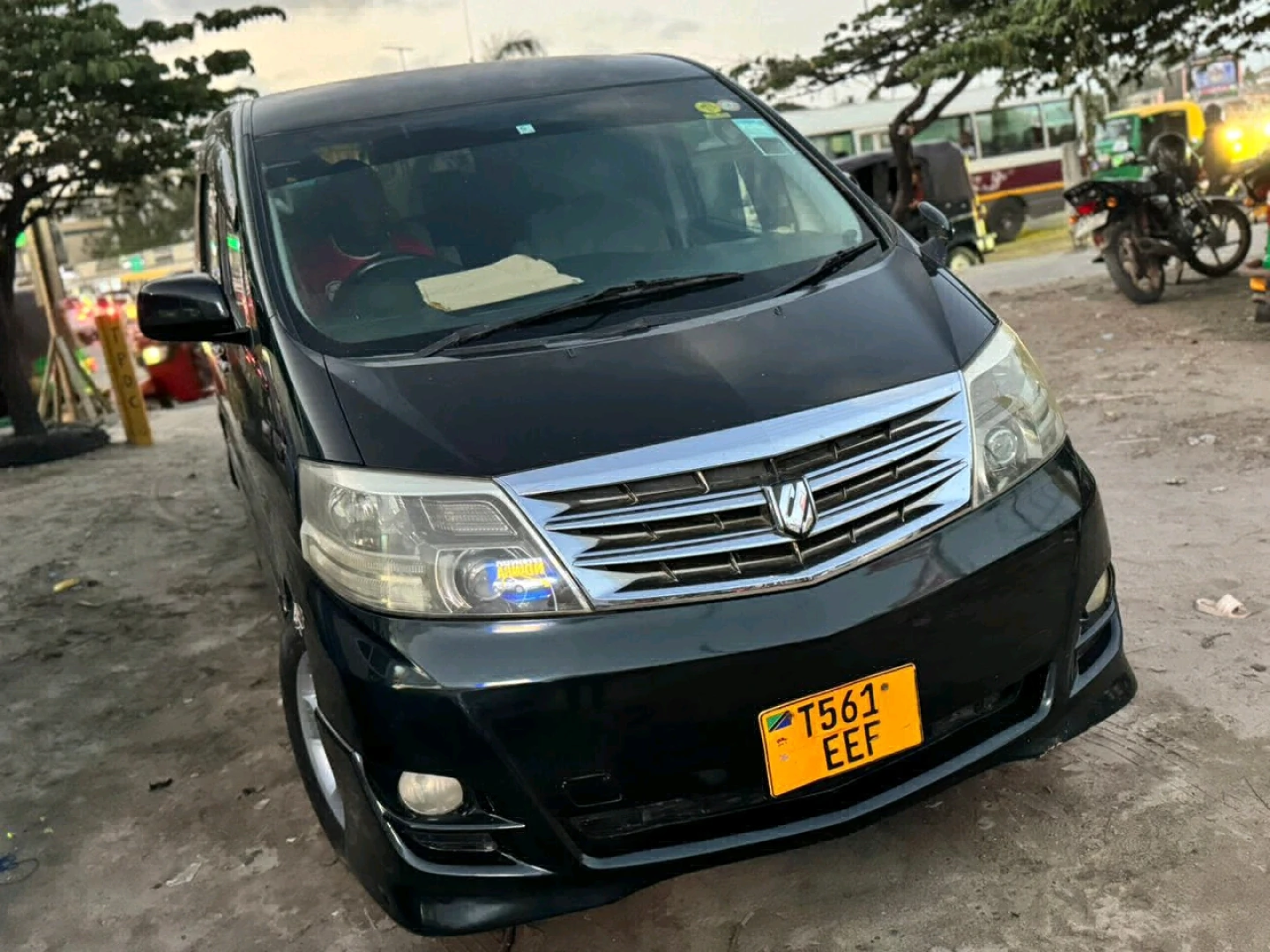Toyota Alphard EEF 2007 Minivan thumbnail 3