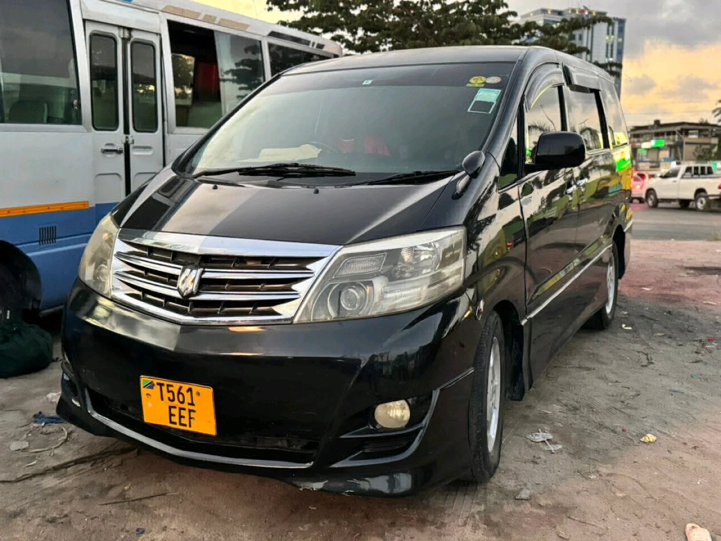 Toyota Alphard EEF 2007 Minivan thumbnail 5
