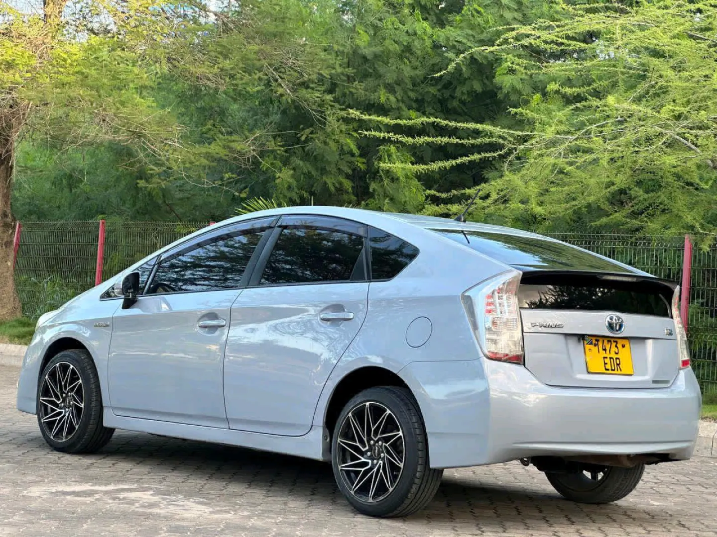Toyota Prius Hybrid 2010 for Sale thumbnail 3